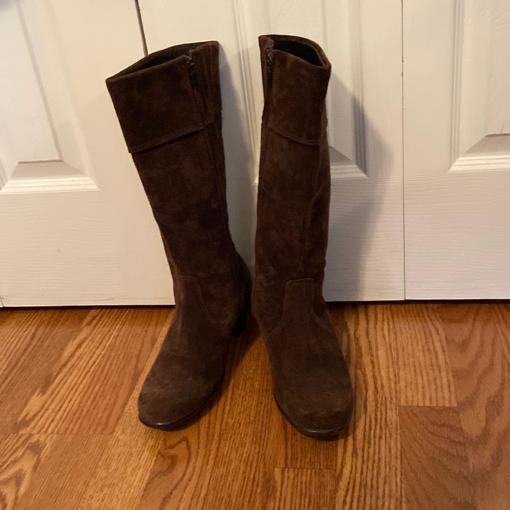 Dansko brown suede boots